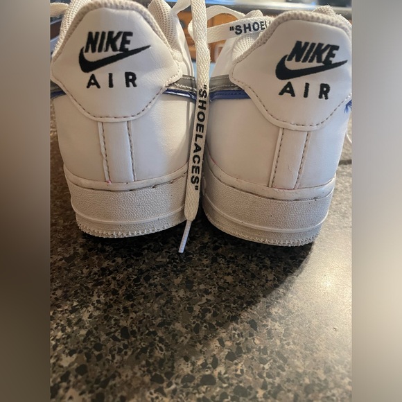 Nike Air Force 1 Youth Size 7 - Picture 2 of 5